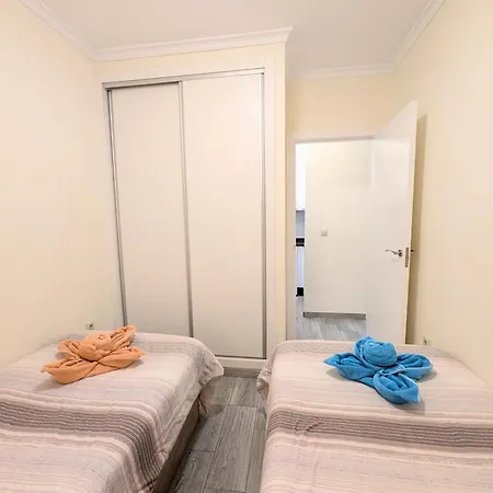 Apartamento R-66-A-B Pisos La Mata *