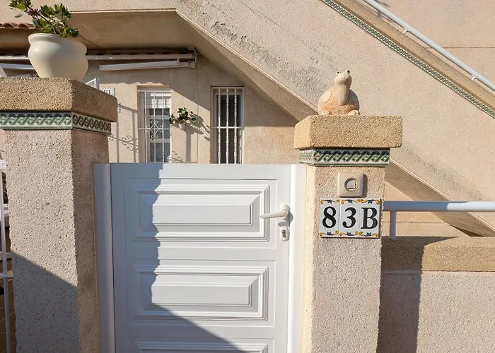 R-66-a-b Pisos La Mata Apartment