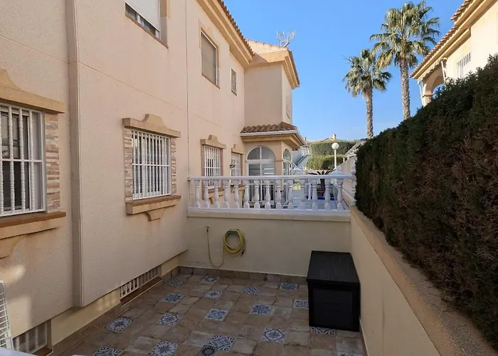 R-66-a-b Pisos La Mata Apartment